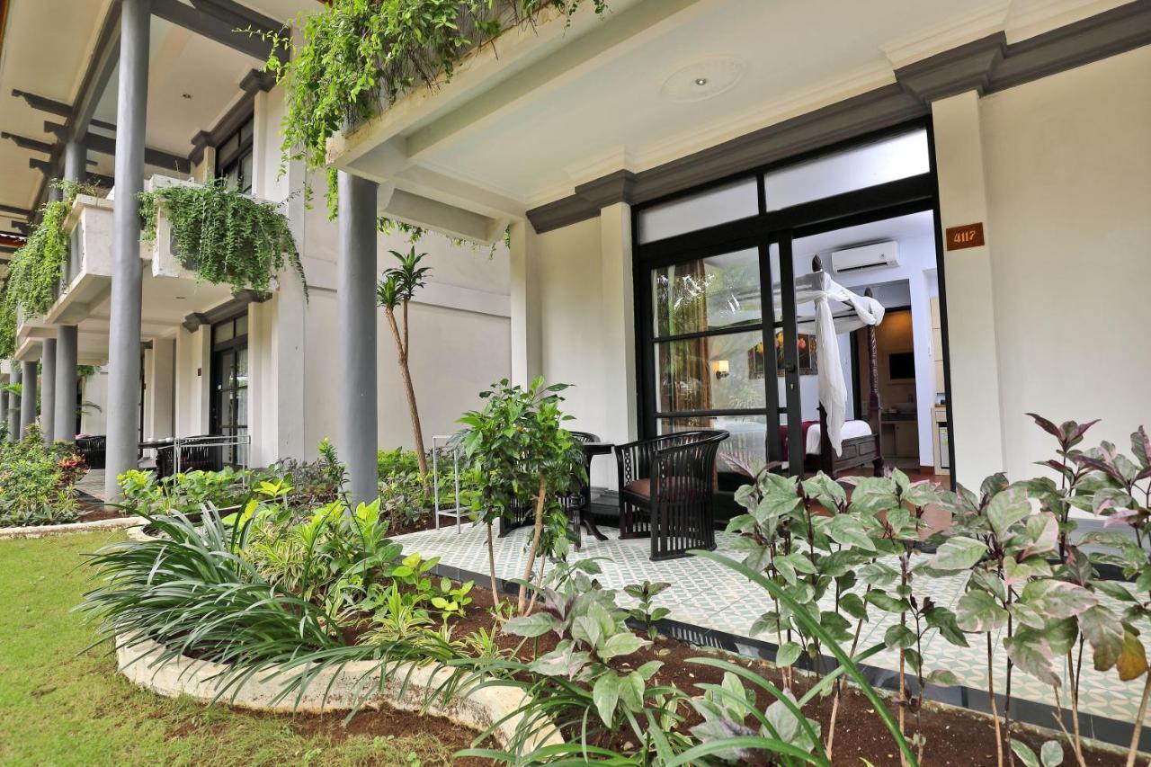 Puri Saron Hotel Seminyak Exterior foto